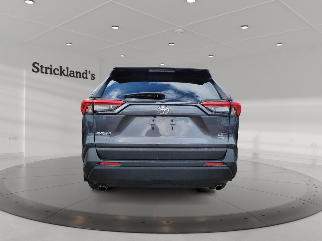 2024 Toyota RAV4 LE AWD in Brantford, Ontario - 3 - w1024h768px