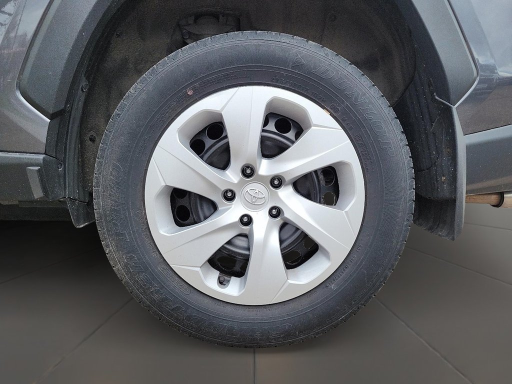 2024 Toyota RAV4 LE AWD in Brantford, Ontario - 7 - w1024h768px