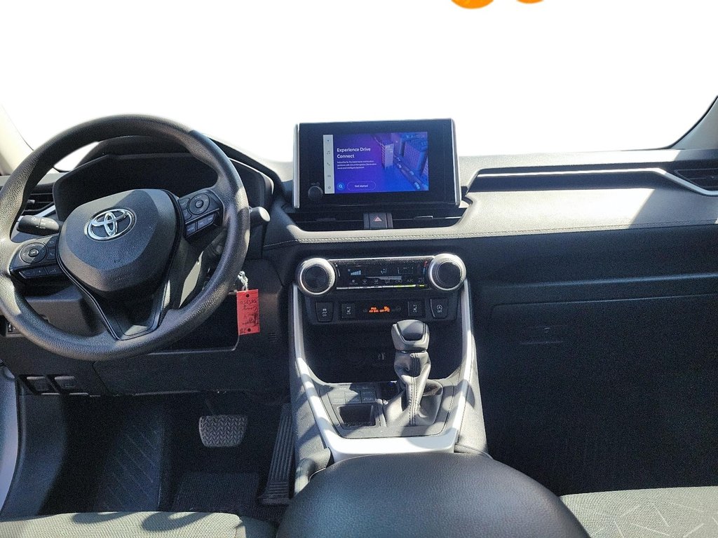 2025 Toyota RAV4 LE AWD in Brantford, Ontario - 9 - w1024h768px