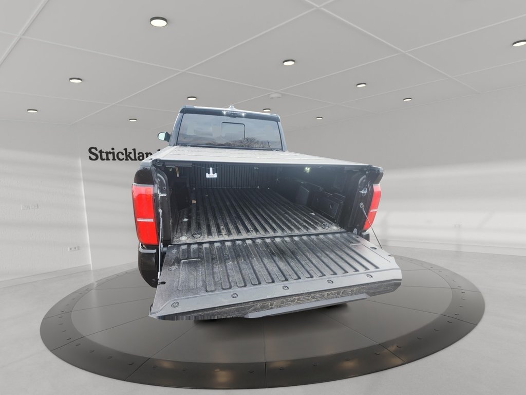 2025 Toyota Tacoma 4X4 Tacoma Double Cab AT in Brantford, Ontario - 15 - w1024h768px