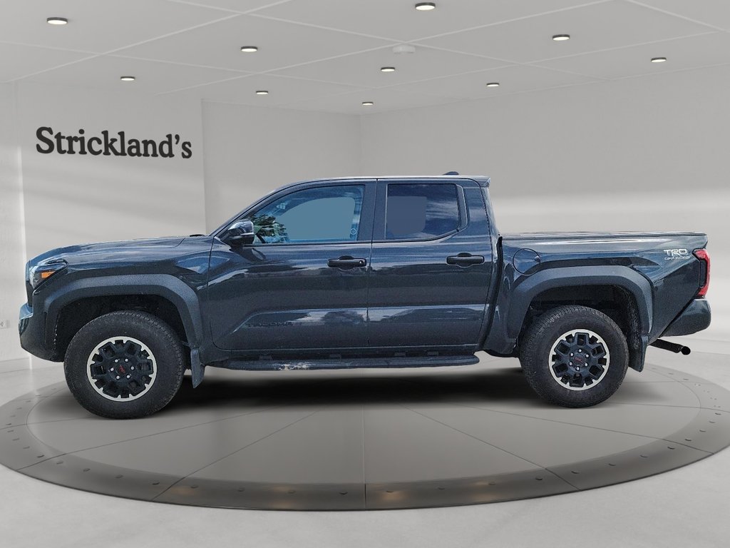 2025 Toyota Tacoma 4X4 Tacoma Double Cab AT in Brantford, Ontario - 5 - w1024h768px