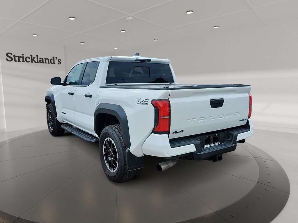 2025 Toyota TACOMA HYBRID Tacoma HV Double Cab in Stratford, Ontario - 4 - w1024h768px