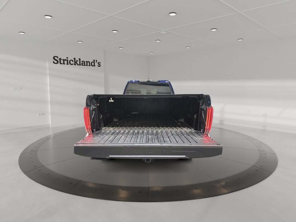 2025 Toyota Tundra 4X4 Tundra CrewMax Platinum in Brantford, Ontario - 15 - w1024h768px