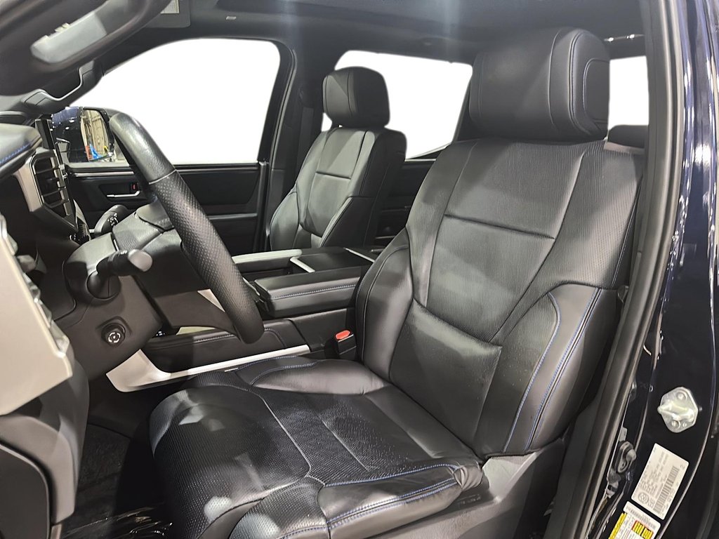 2025 Toyota Tundra 4X4 Tundra CrewMax Platinum in Brantford, Ontario - 7 - w1024h768px