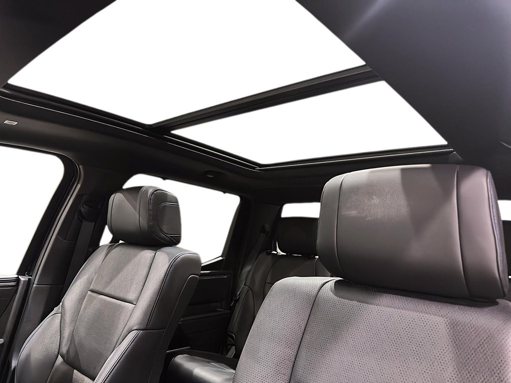 2025 Toyota Tundra 4X4 Tundra CrewMax Platinum in Brantford, Ontario - 16 - w1024h768px