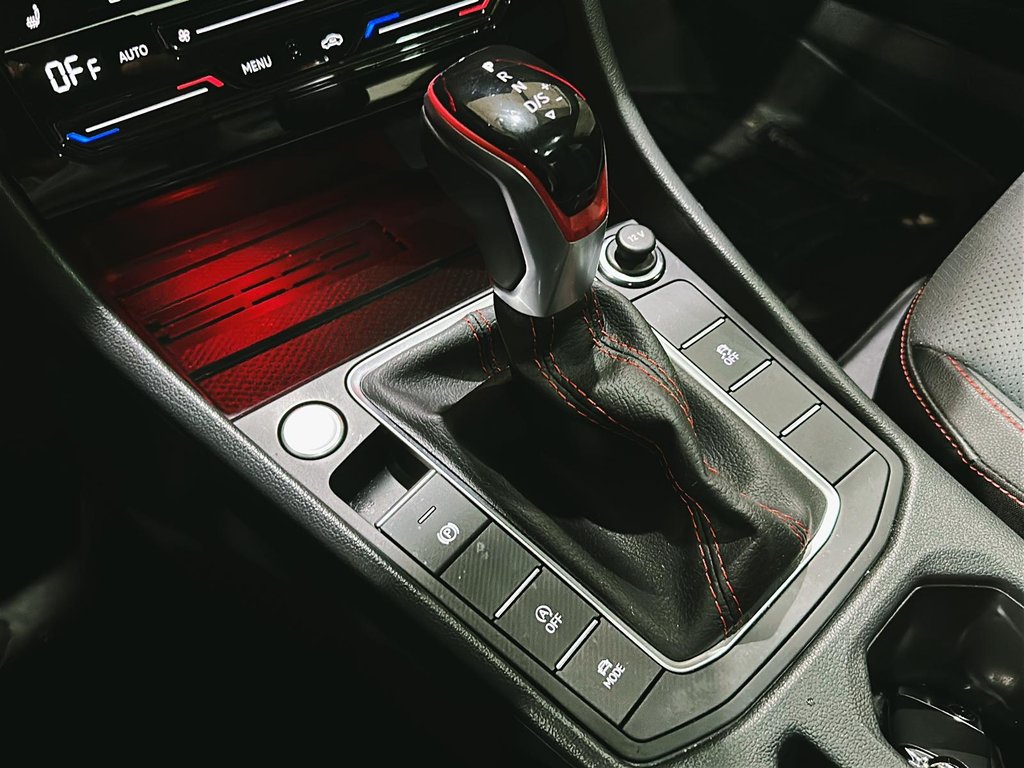 2025 Volkswagen Jetta GLI Autobahn Auto in Stratford, Ontario - 14 - w1024h768px