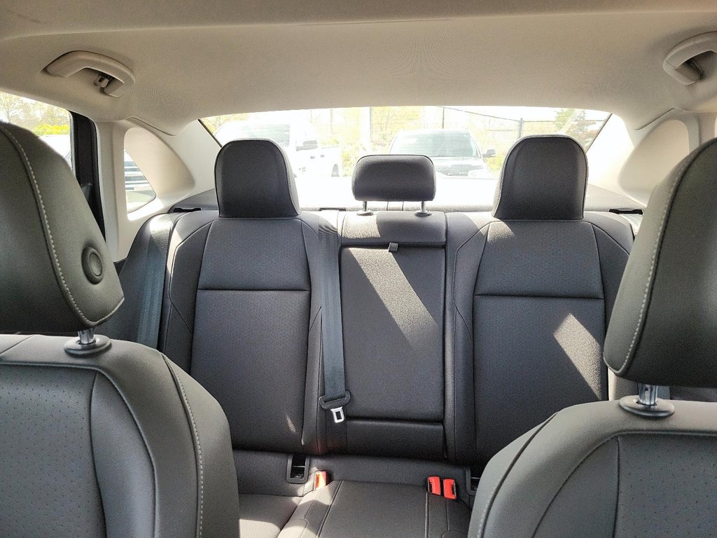 2021 Volkswagen Jetta Execline 1.4T 8sp at w/Tip in Brantford, Ontario - 16 - w1024h768px