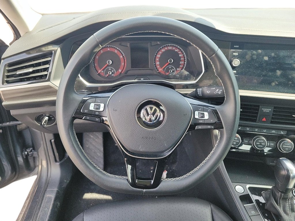2021 Volkswagen Jetta Execline 1.4T 8sp at w/Tip in Brantford, Ontario - 11 - w1024h768px