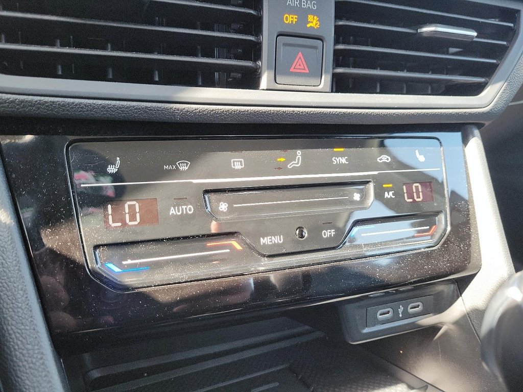 2025 Volkswagen Jetta Comfortline Auto in Brantford, Ontario - 18 - w1024h768px