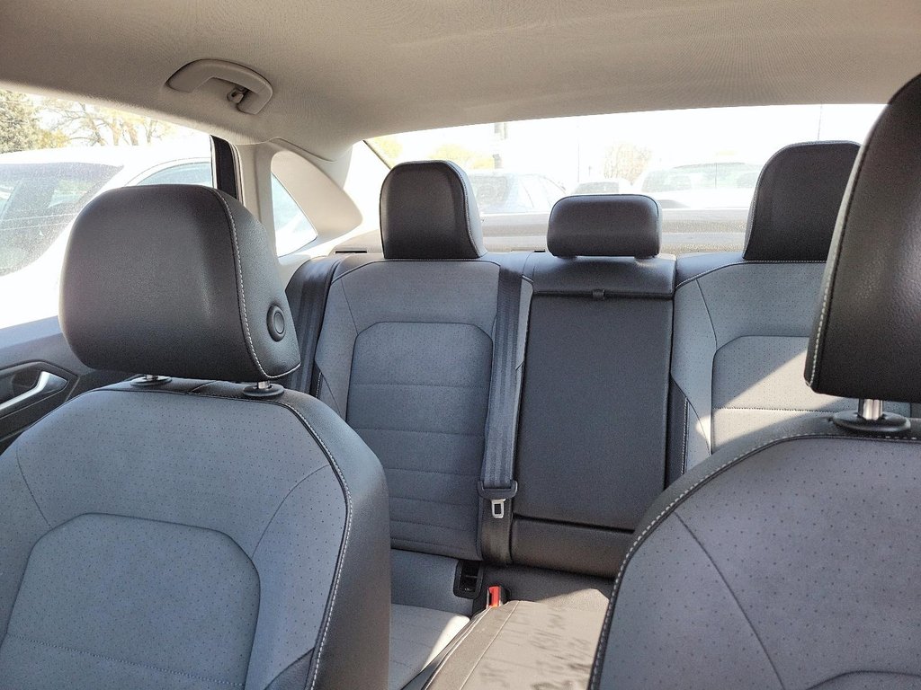 2025 Volkswagen Jetta Comfortline Auto in Brantford, Ontario - 15 - w1024h768px