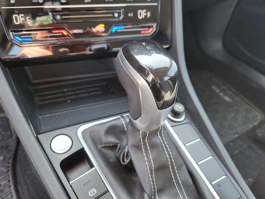 2025 Volkswagen Jetta Comfortline Auto in Brantford, Ontario - 14 - w1024h768px