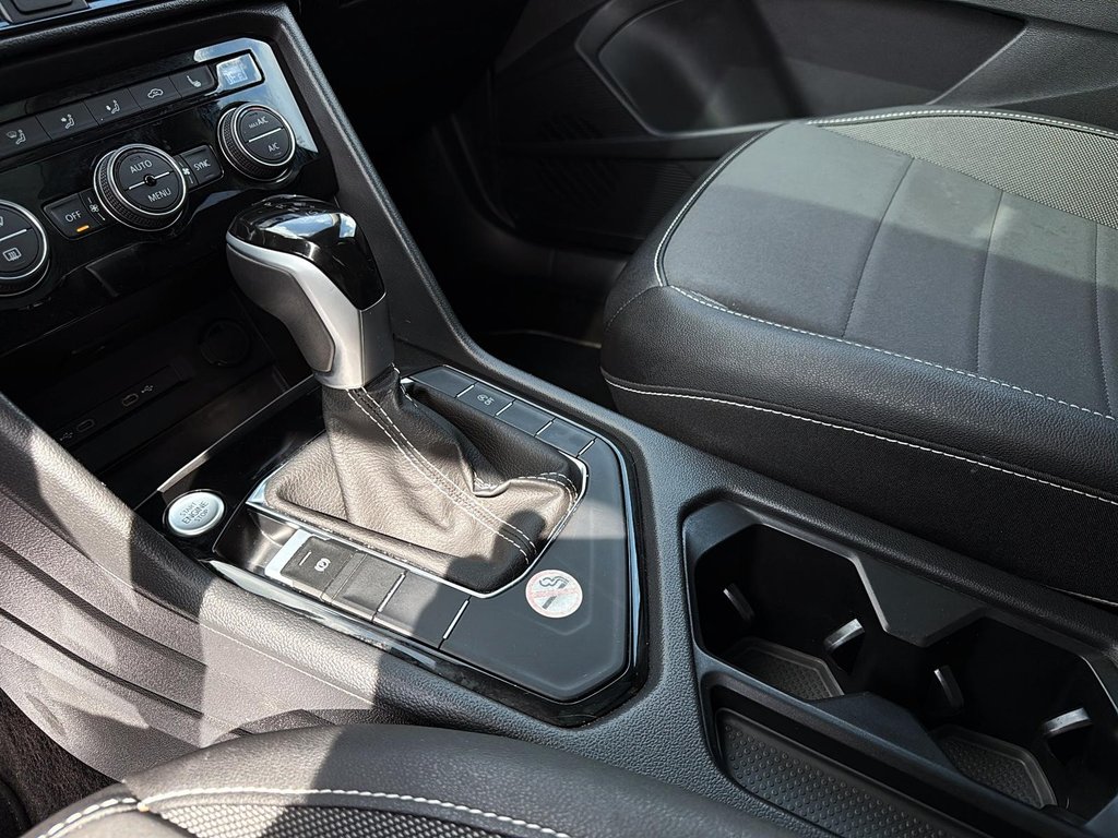 2024 Volkswagen Taos Comfortline 1.5T 8sp w/ Tip FWD in Brantford, Ontario - 15 - w1024h768px