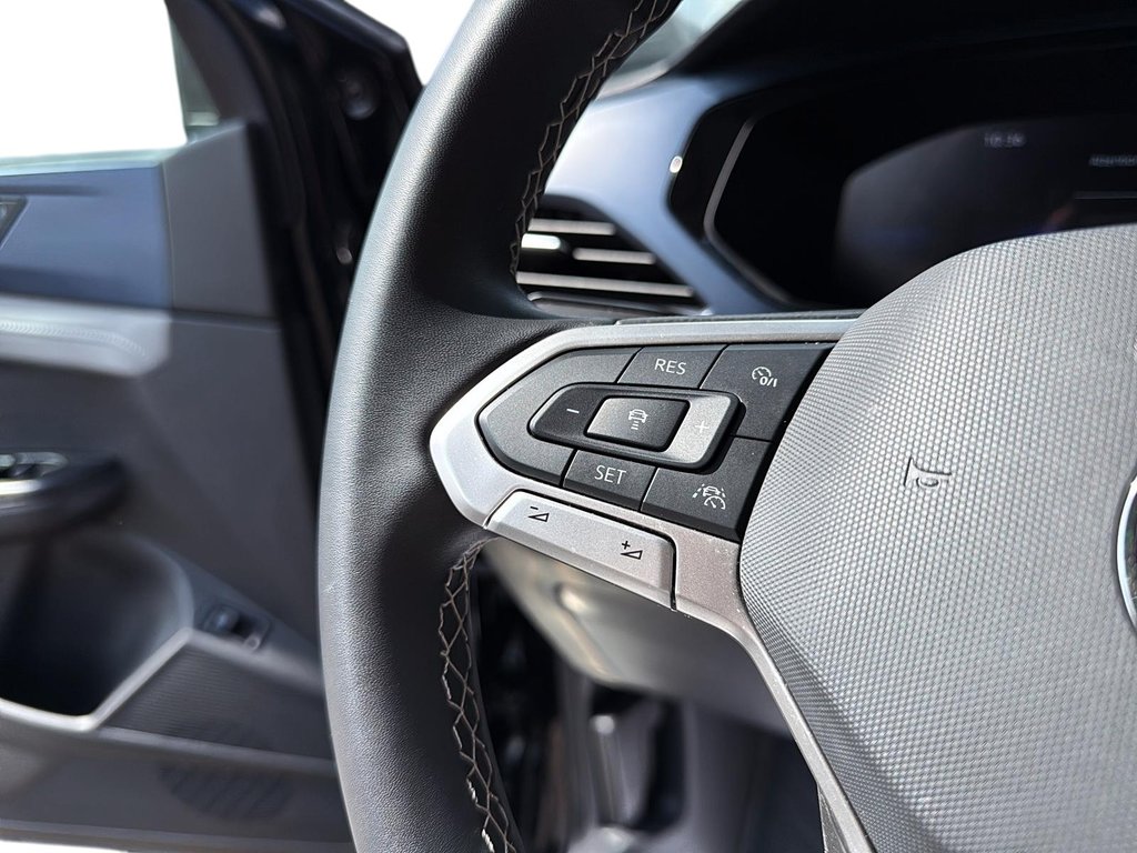 2024 Volkswagen Taos Comfortline 1.5T 8sp w/ Tip FWD in Brantford, Ontario - 11 - w1024h768px