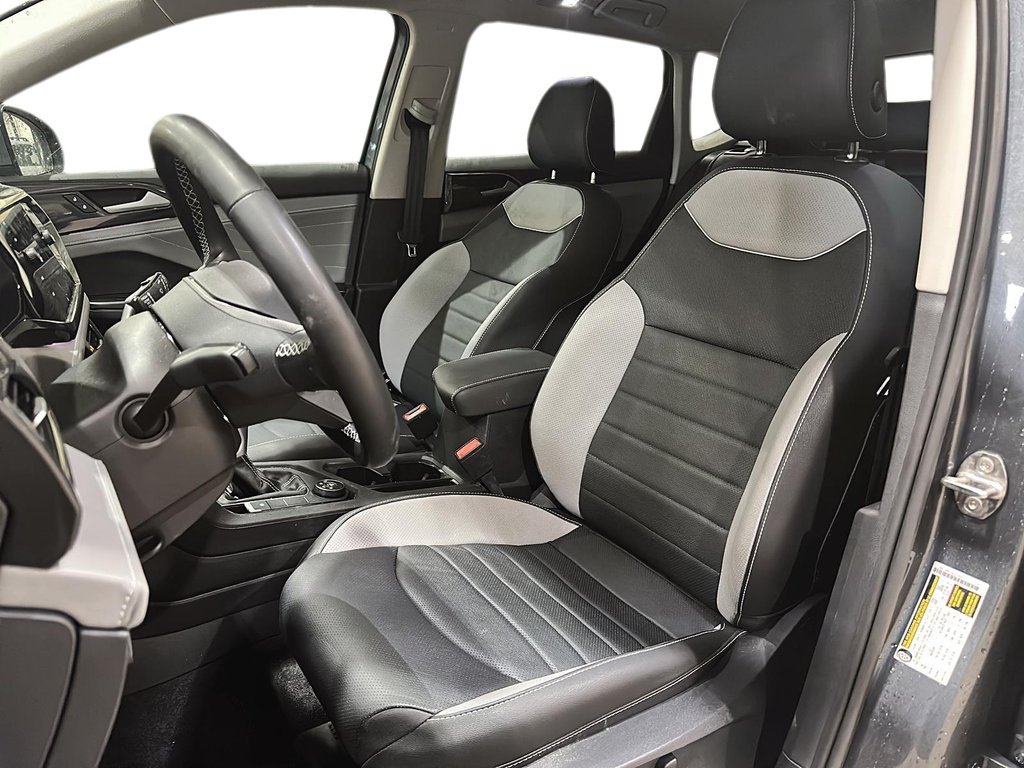 2024 Volkswagen Taos Highline 1.5T 7sp at DSG w/ Tip 4M in Brantford, Ontario - 8 - w1024h768px