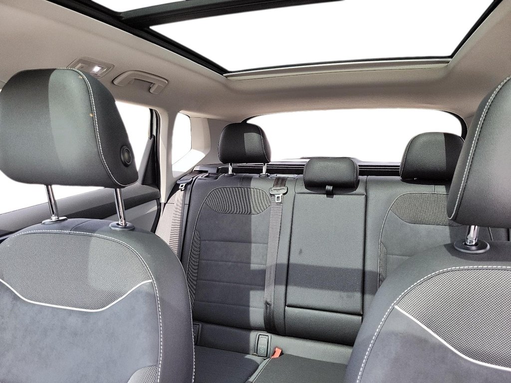 2024 Volkswagen Taos Comfortline 1.5T 8sp w/ Tip FWD in Brantford, Ontario - 18 - w1024h768px
