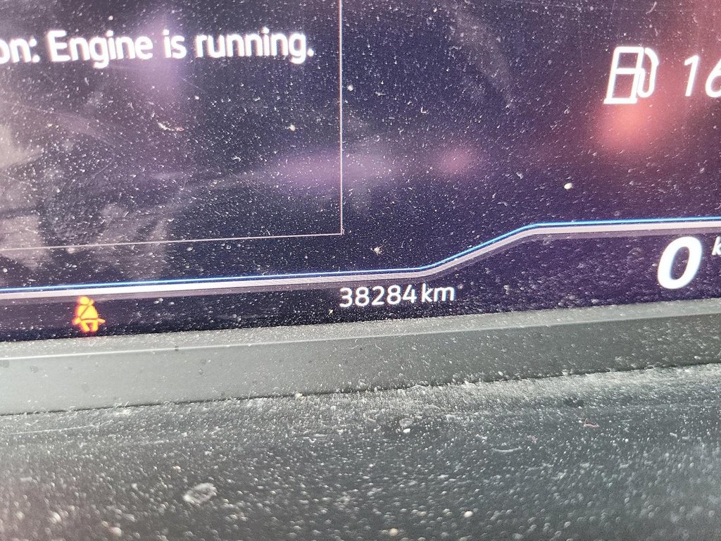 2023 Volkswagen Tiguan Comfortline R-Line Black 2.0T 8sp at w/Tip 4M in Brantford, Ontario - 12 - w1024h768px