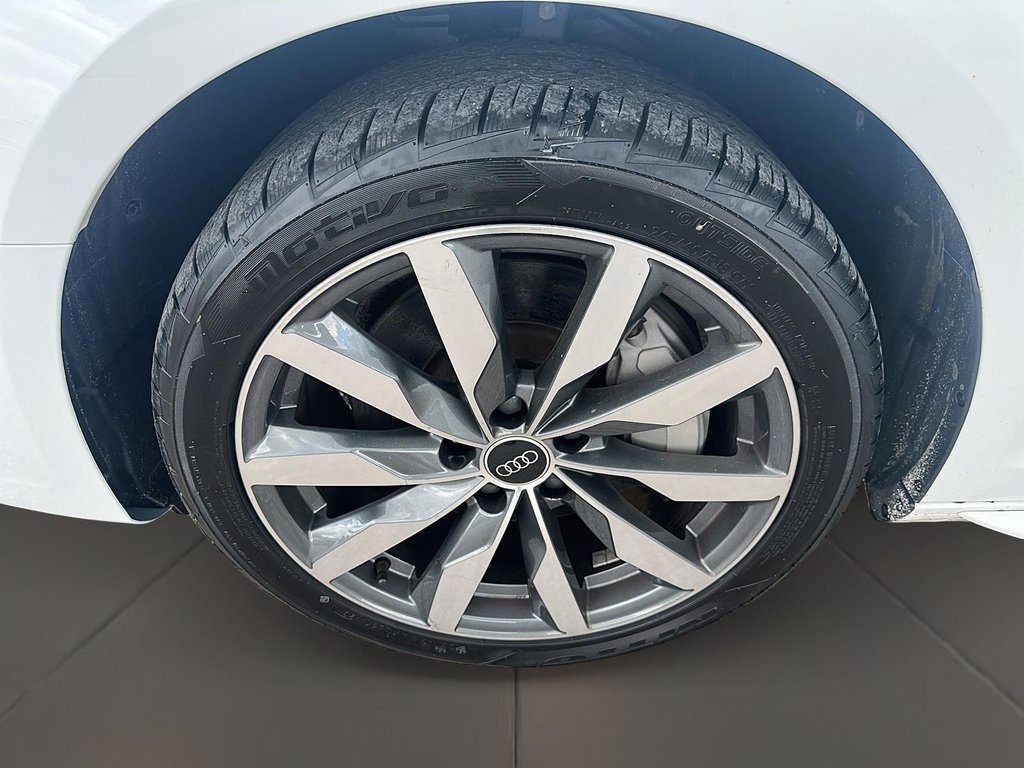 2023 Audi A4 KOMFORT Sedan in Stratford, Ontario - 8 - w1024h768px