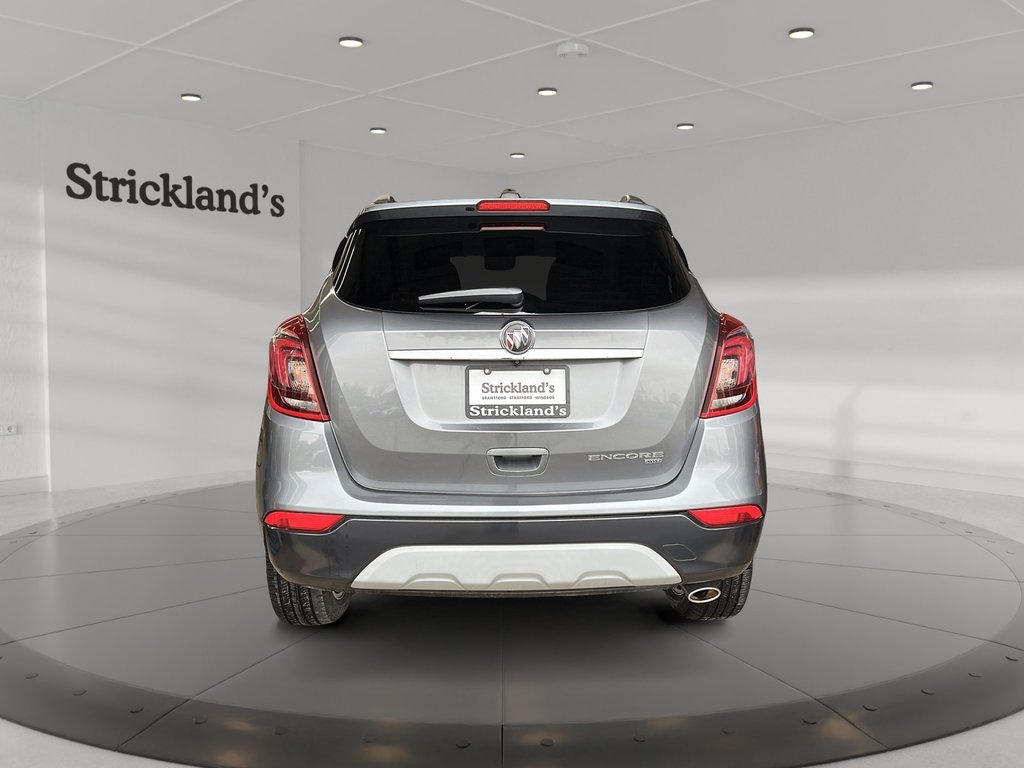 2019 Buick Encore PREFERRED AWD in Stratford, Ontario - 3 - w1024h768px