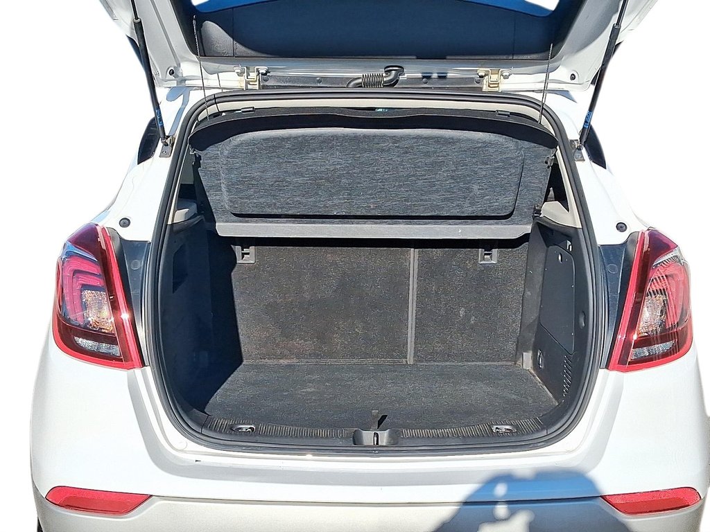 2019 Buick Encore PREFERRED AWD in Stratford, Ontario - 6 - w1024h768px