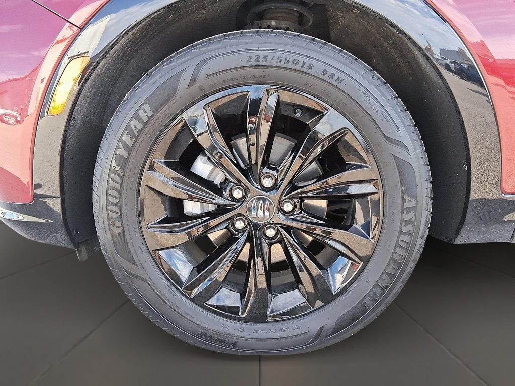 2024 Buick Envista SPORT TOURING in Stratford, Ontario - 8 - w1024h768px