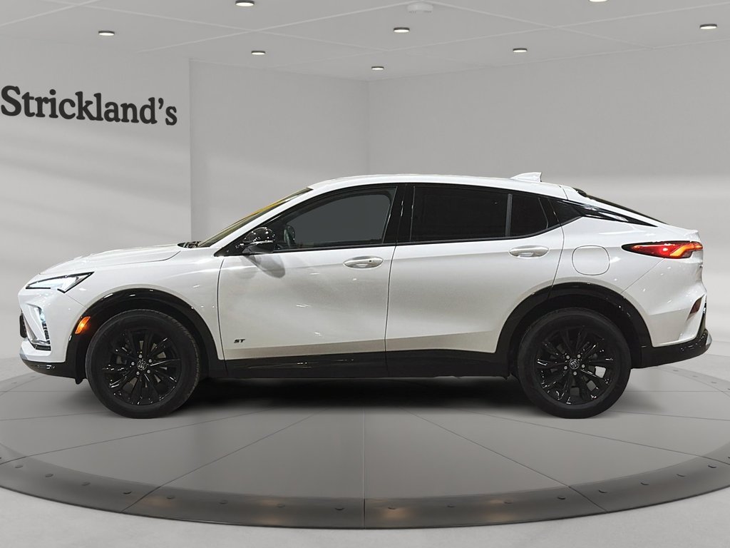 2025 Buick Envista SPORT TOURING in Stratford, Ontario - 5 - w1024h768px