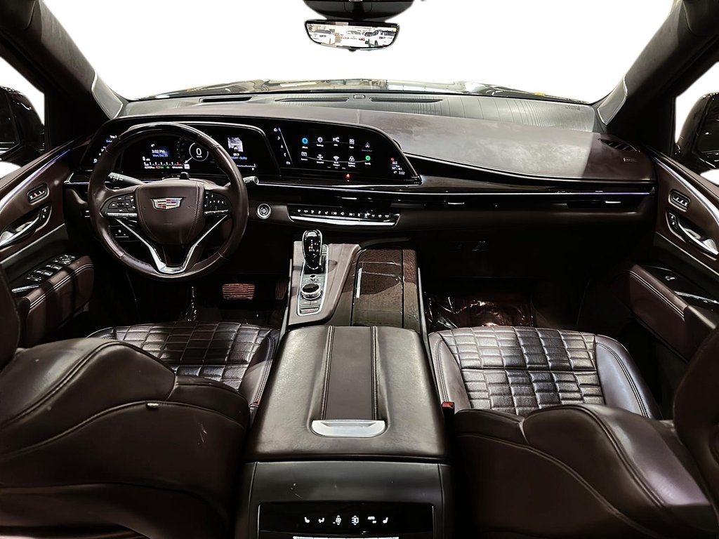 2022 Cadillac Escalade ESV SPORT PLATINUM in Stratford, Ontario - 9 - w1024h768px