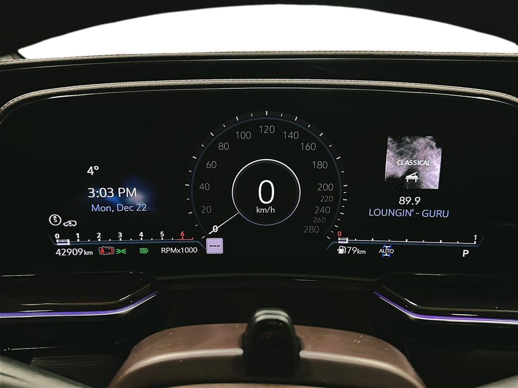 2022 Cadillac Escalade ESV SPORT PLATINUM in Stratford, Ontario - 13 - w1024h768px