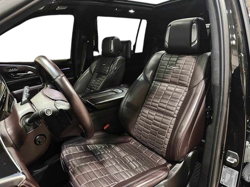 2022 Cadillac Escalade ESV SPORT PLATINUM in Stratford, Ontario - 8 - w1024h768px