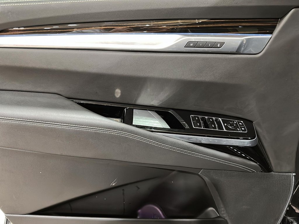 2025 Cadillac Escalade ESV PREMIUM LUXURY in Stratford, Ontario - 10 - w1024h768px