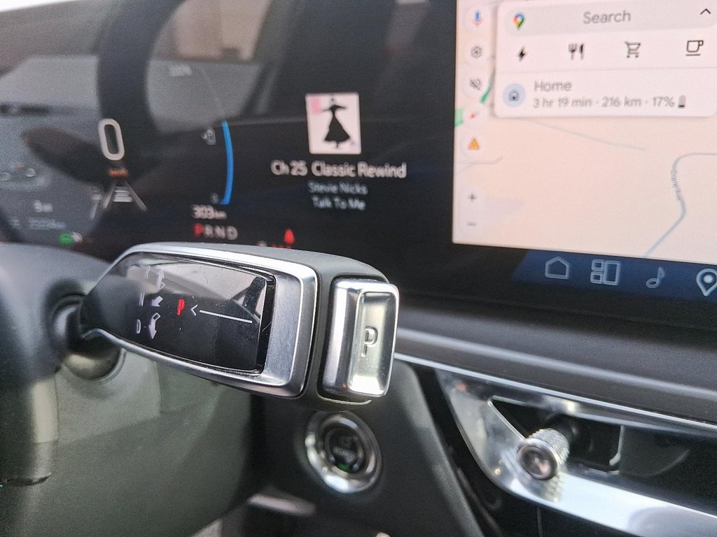 2024 Cadillac LYRIQ TECH W/1SA in Stratford, Ontario - 18 - w1024h768px