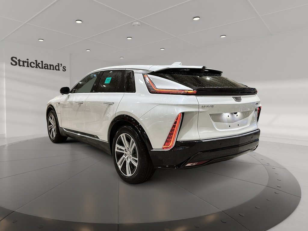 2024 Cadillac LYRIQ TECH W/1SA in Stratford, Ontario - 4 - w1024h768px