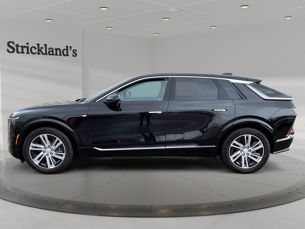 2024 Cadillac LYRIQ TECH SUV in Stratford, Ontario - 4 - w1024h768px
