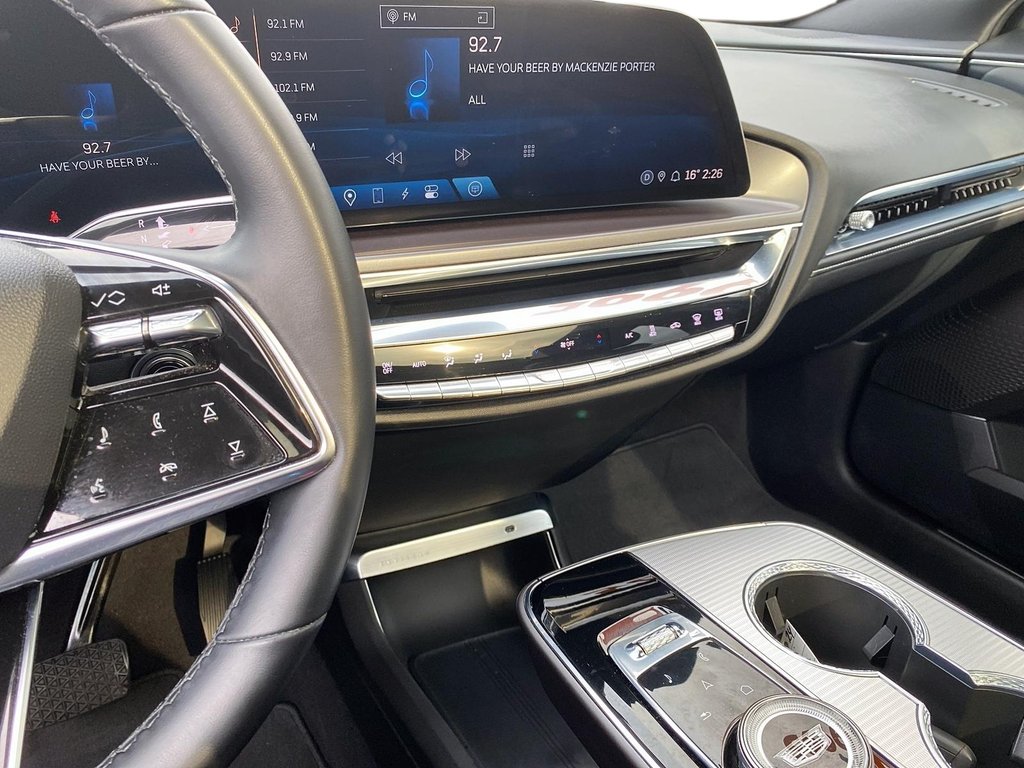 2024 Cadillac LYRIQ TECH SUV in Stratford, Ontario - 13 - w1024h768px