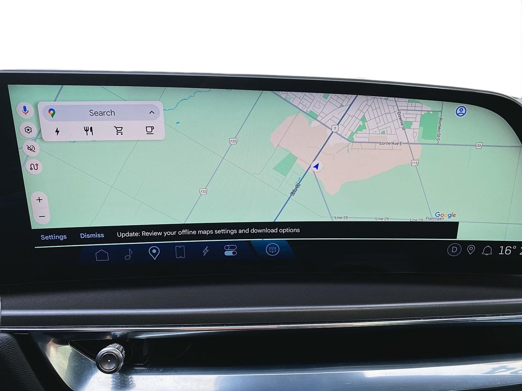 2024 Cadillac LYRIQ TECH SUV in Stratford, Ontario - 18 - w1024h768px