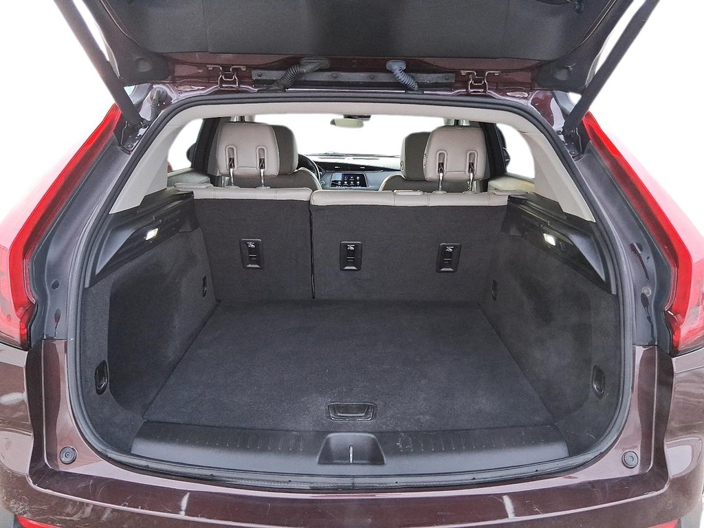 2023 Cadillac XT4 LUXURY AWD in Stratford, Ontario - 6 - w1024h768px