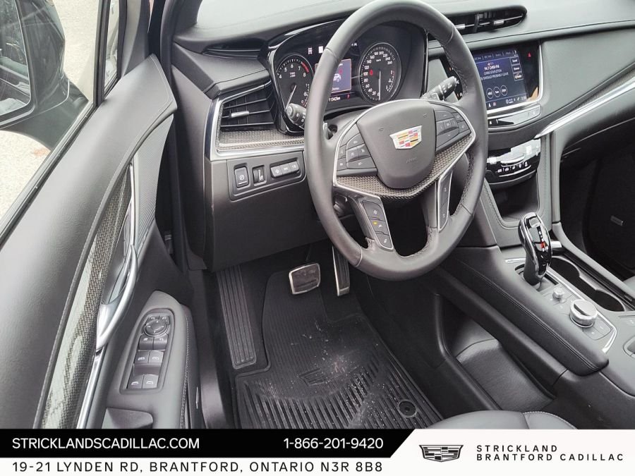 2023 Cadillac XT5 SPORT AWD SUV in Stratford, Ontario - 12 - w1024h768px