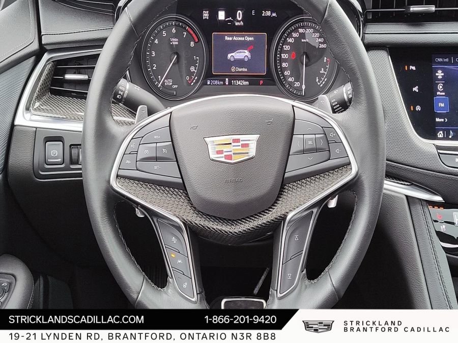 2023 Cadillac XT5 SPORT AWD SUV in Stratford, Ontario - 13 - w1024h768px