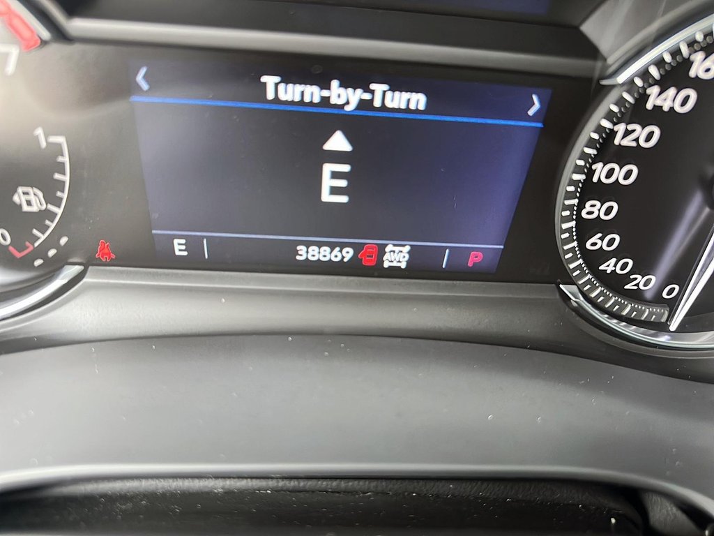 2023 Cadillac XT6 LUXURY AWD SUV in Stratford, Ontario - 12 - w1024h768px