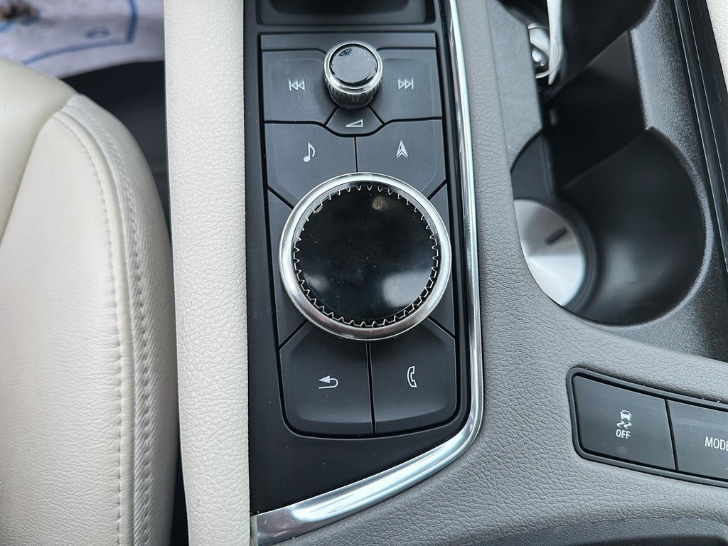 2023 Cadillac XT6 PREMIUM LUXURY AWD SUV in Stratford, Ontario - 14 - w1024h768px