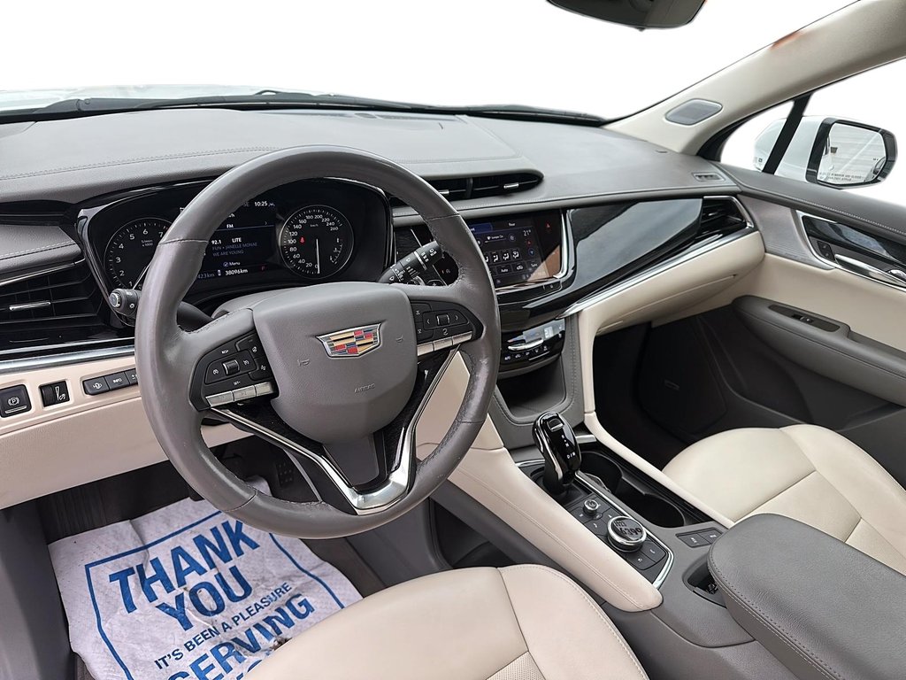2023 Cadillac XT6 PREMIUM LUXURY AWD SUV in Stratford, Ontario - 8 - w1024h768px