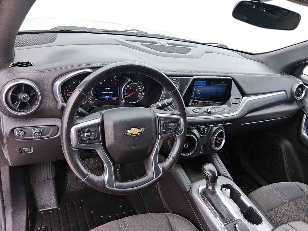 2020 Chevrolet Blazer LT AWD in Stratford, Ontario - 9 - w1024h768px