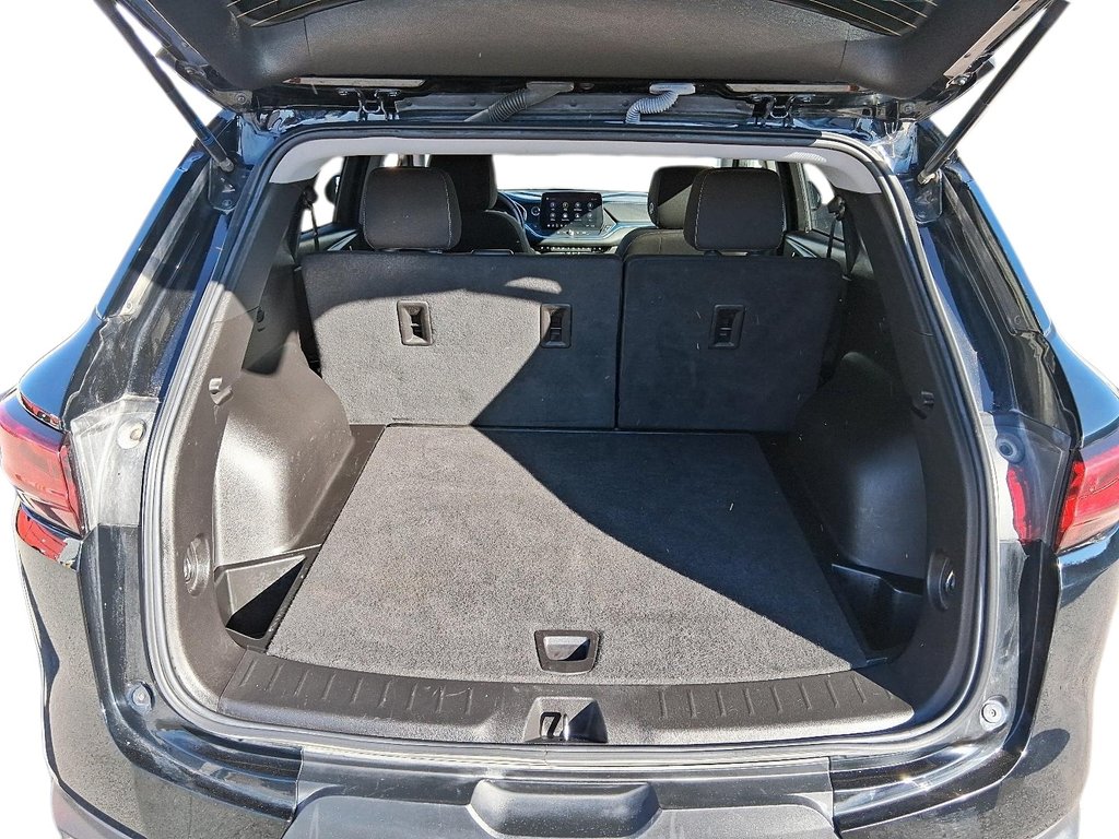 2023 Chevrolet Blazer LT AWD in Stratford, Ontario - 6 - w1024h768px