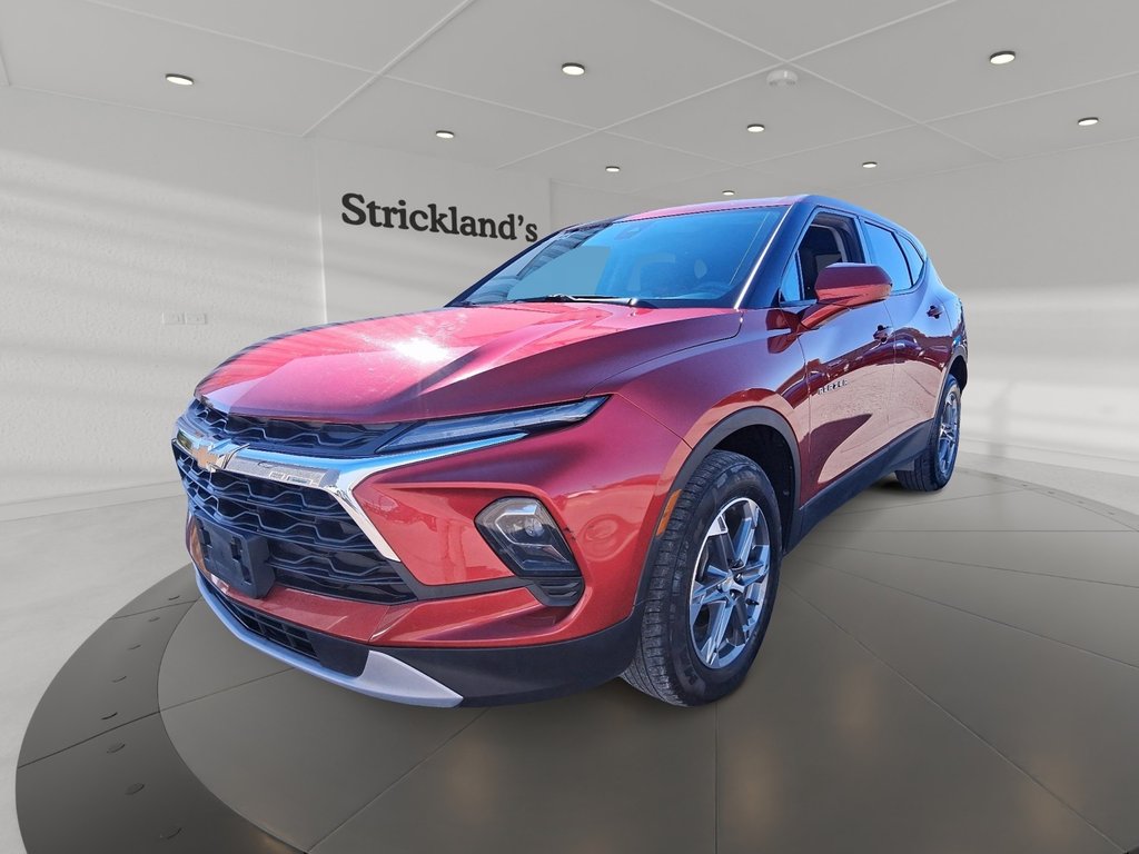 2023 Chevrolet Blazer LT AWD in Stratford, Ontario - 1 - w1024h768px