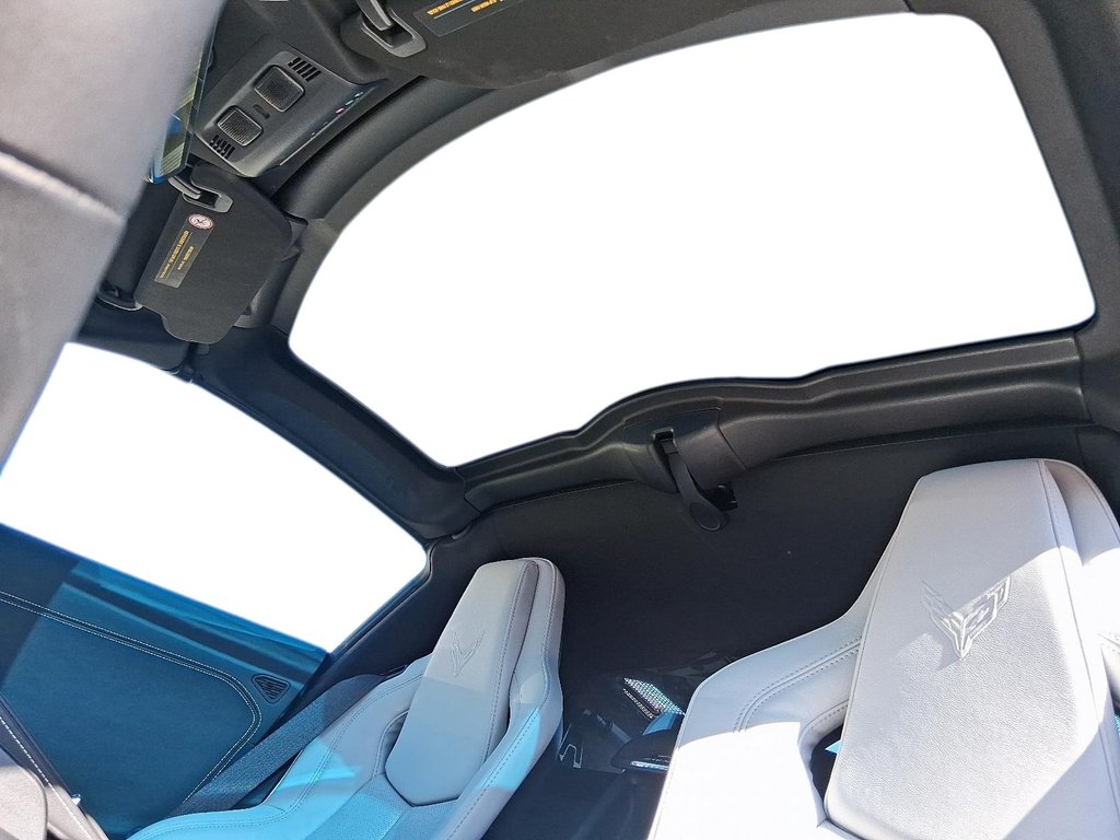 2025 Chevrolet Corvette COUPE 1LT in Stratford, Ontario - 19 - w1024h768px