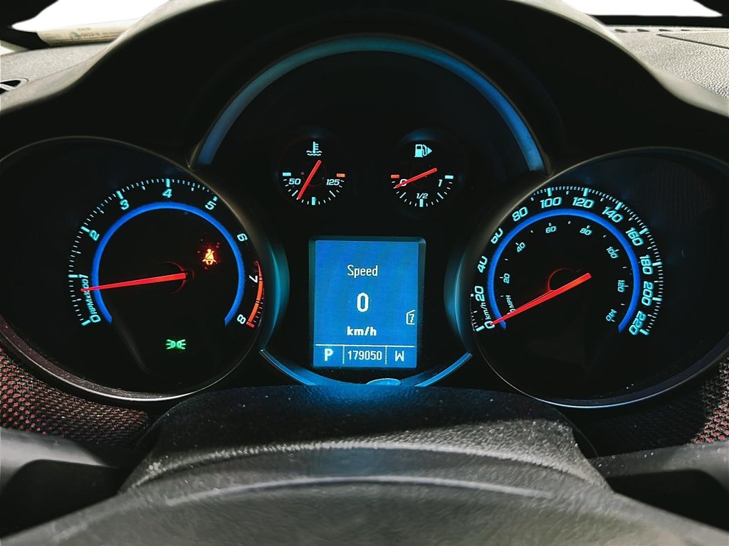 2011 Chevrolet Cruze LT TURBO in Stratford, Ontario - 13 - w1024h768px