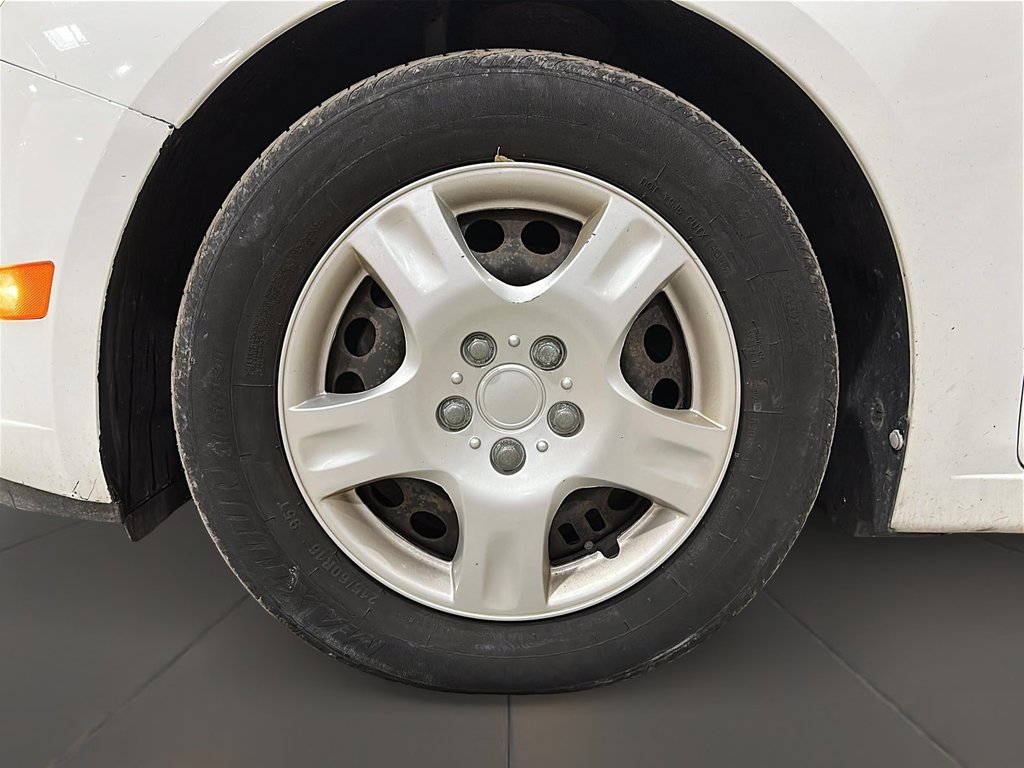 2011 Chevrolet Cruze LT TURBO in Stratford, Ontario - 7 - w1024h768px