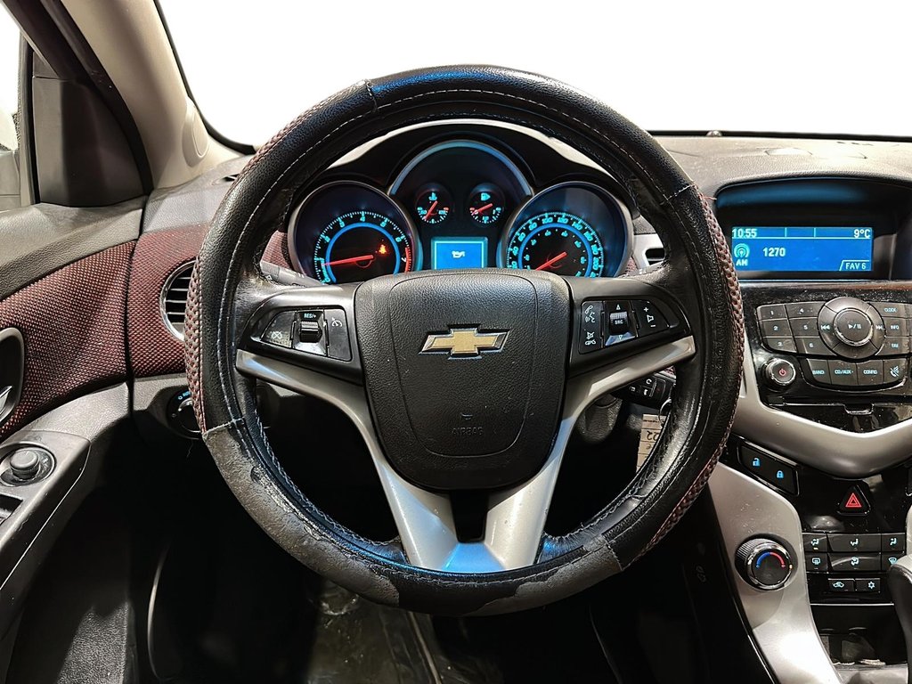 2011 Chevrolet Cruze LT TURBO in Stratford, Ontario - 11 - w1024h768px
