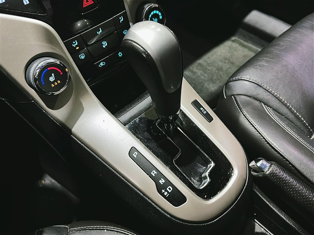 2014 Chevrolet Cruze 2LT in Stratford, Ontario - 14 - w1024h768px