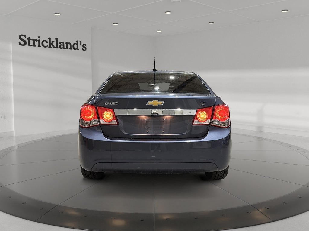 2014 Chevrolet Cruze 2LT in Stratford, Ontario - 3 - w1024h768px
