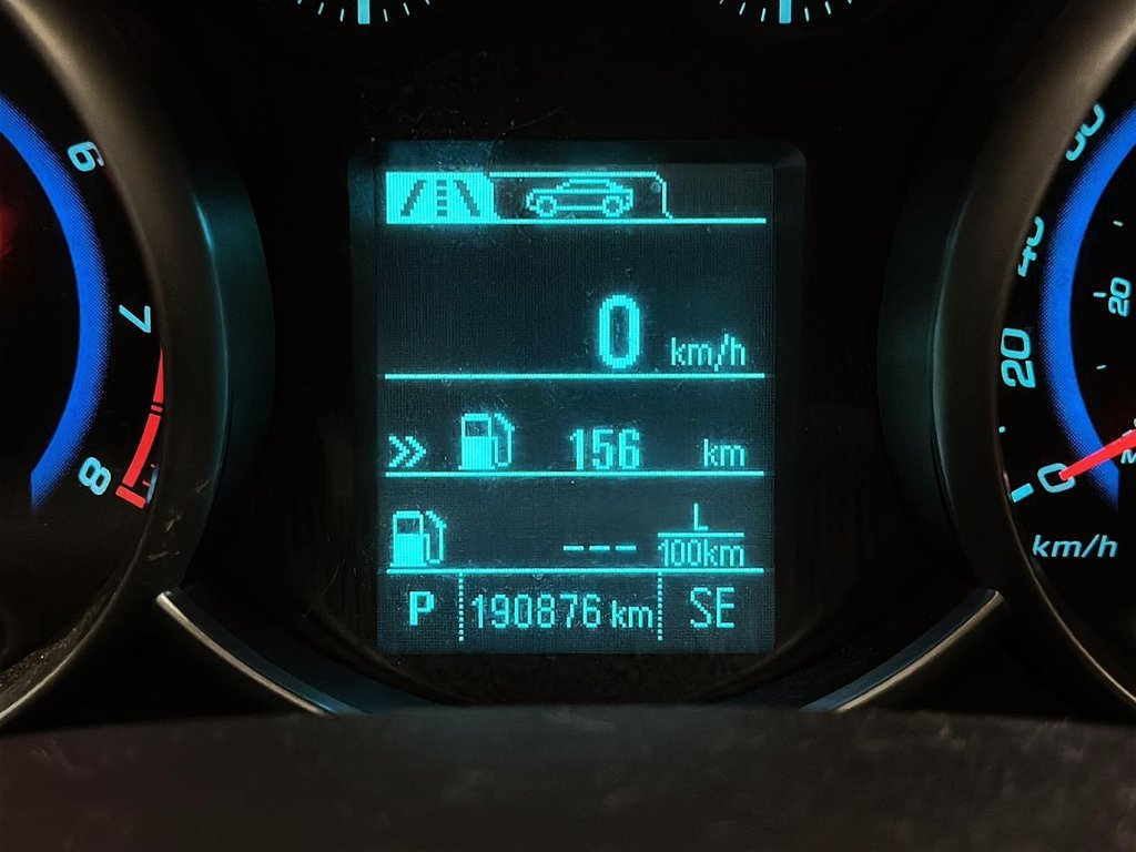 2016 Chevrolet Cruze LT TURBO Sedan in Stratford, Ontario - 12 - w1024h768px